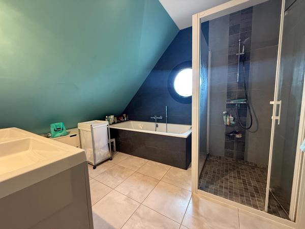 Belle Contemporaine avec une vue superbe