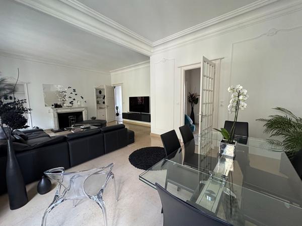 Lons-le-Saunier Appartement d'exception 154 m² / 4 chambres / Garage, parking, cave et grenier
