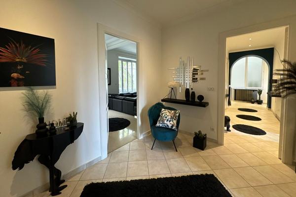 Lons-le-Saunier Appartement d'exception 154 m² / 4 chambres / Garage, parking, cave et grenier