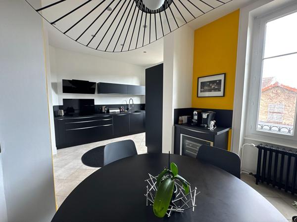 Lons-le-Saunier Appartement d'exception 154 m² / 4 chambres / Garage, parking, cave et grenier