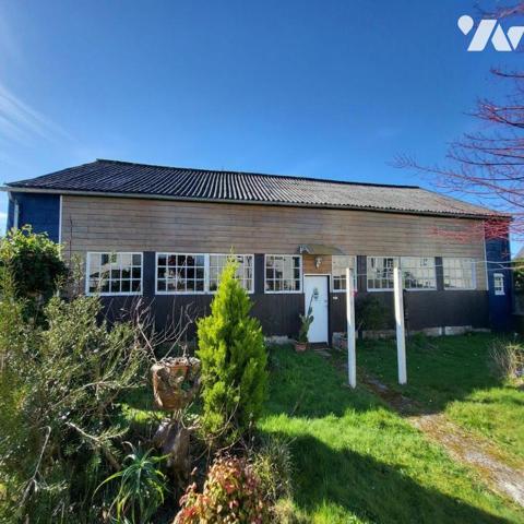 Maison d'habitation à vendre dans le centre de Châteauneuf du Faou, Finistère 29