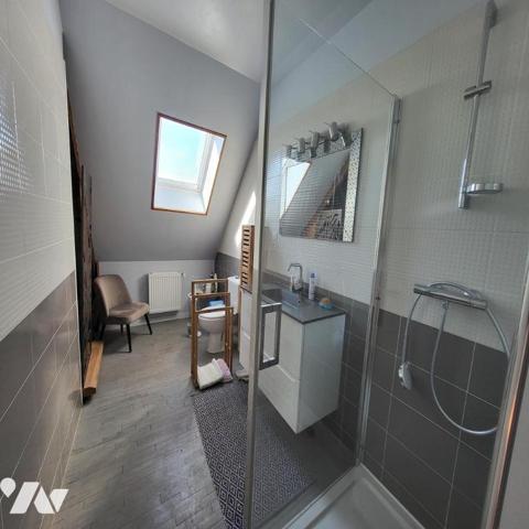 Maison d'habitation à vendre dans le centre de Châteauneuf du Faou, Finistère 29