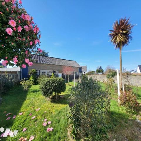 Maison d'habitation à vendre dans le centre de Châteauneuf du Faou, Finistère 29
