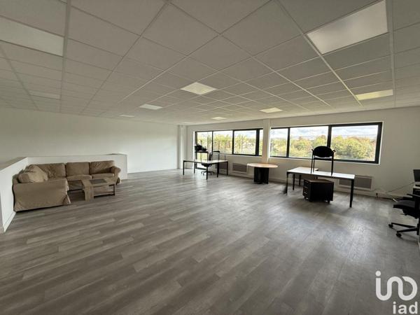 Location local d’activité 430 m² Moissy-Cramayel