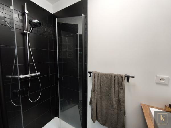 Maison 6 pièce(s) 4 chambre(s) 107 m²