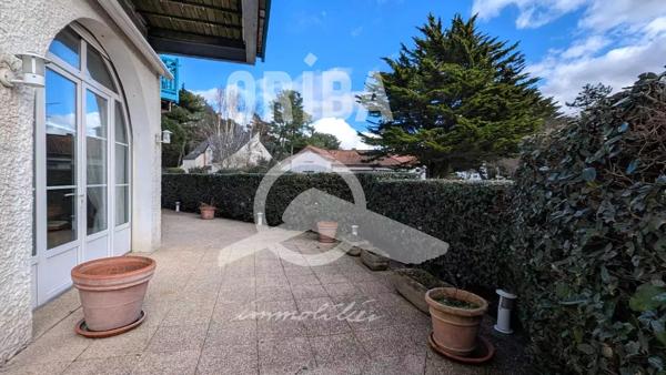 APPARTEMENT 140 m²  LA BAULE LES PINS