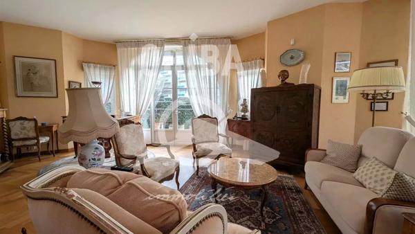 APPARTEMENT 140 m²  LA BAULE LES PINS