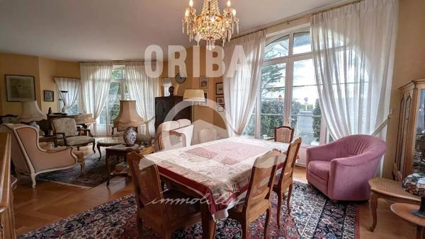 APPARTEMENT 140 m²  LA BAULE LES PINS