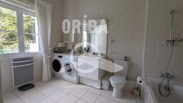APPARTEMENT 140 m²  LA BAULE LES PINS
