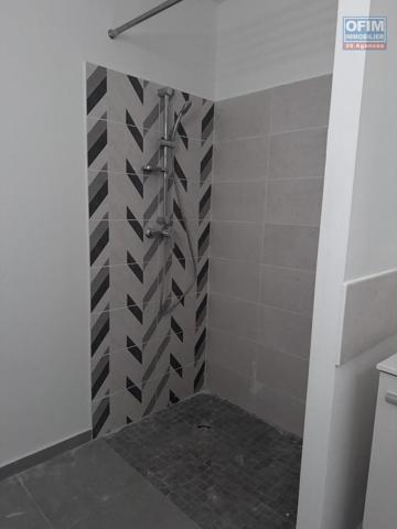 A louer bel appartement NEUF de type F2 sur la résidence ARTY à Sainte Clotilde LA BRETAGNE