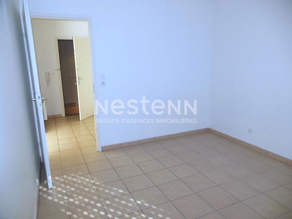 Toulouse 31200 Métro BORDEROUGE SANS FRAIS AGENCE  Agréable T3 Récent de 67.08m² avec  Terrasse couverte /loggia de 5.82m² , place de parking