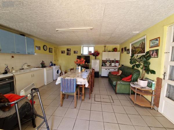 Maison à vendre à Elven dans le Morbihan (56250), ref : 56050-695