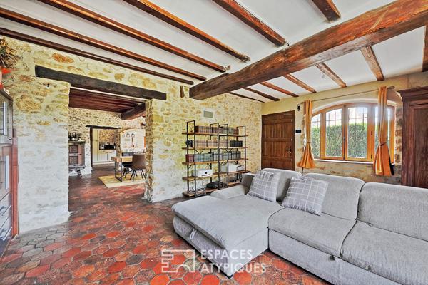 Maison en pierre avec un généreux jardin et ses arbres fruitiers