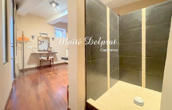 CAROMB (84) COEUR DE VILLAGE TYPIQUE - Maison à vendre 9 pièces - 260M2 - JARDIN INTIME AMENAGE