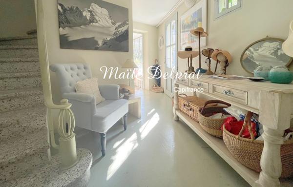 CAROMB (84) COEUR DE VILLAGE TYPIQUE - Maison à vendre 9 pièces - 260M2 - JARDIN INTIME AMENAGE