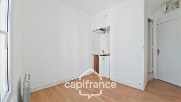 A vendre Montreuil-Studio 9,70 m2-2ème et dernier étage-5 mn à pied métro L9 Croix de Chavaux-12 mn RERA Vincennes