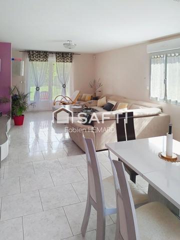 PAVILLON PROCHE ECOLE ET COMMERCES