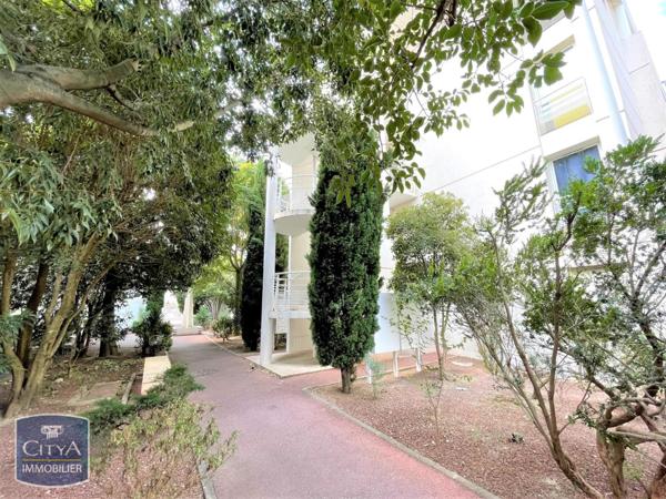 Location parking Avignon (84)