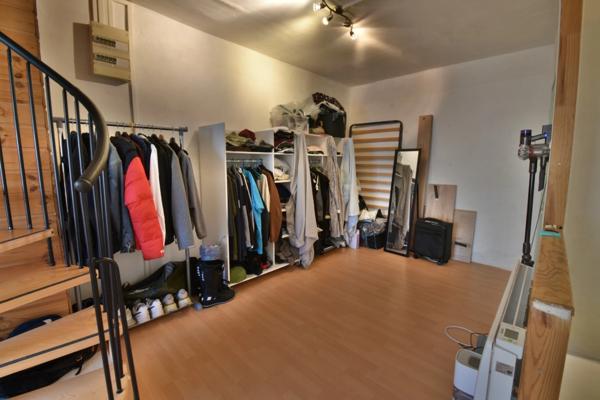 Maison de village dans VEYNES (05)