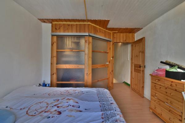 Maison de village dans VEYNES (05)