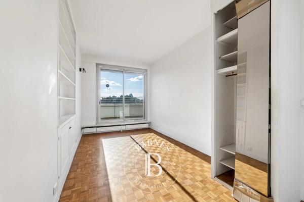 Paris 16ème, Appartement 2 Chambres -  87 m² à vendre