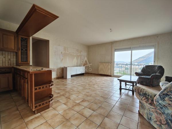 Opportunité immobilière exceptionnelle sur Lourdes, route des sanctuaires