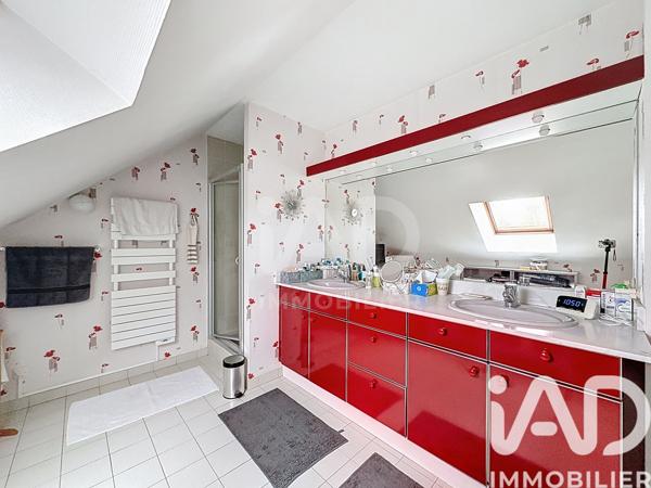 Maison à vendre 7 pièces 213 m² Auxerre
