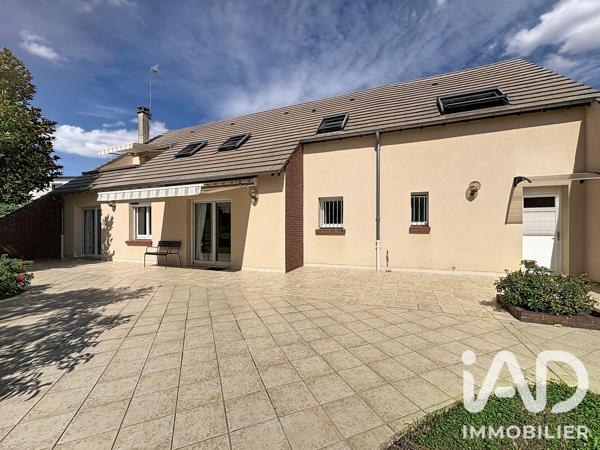 Maison à vendre 7 pièces 213 m² Auxerre