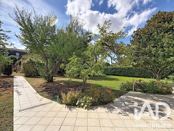 Maison à vendre 7 pièces 213 m² Auxerre