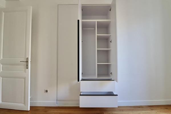 Appartement 102 m2 Loué nu - Paris 14 - 5 pièces 102.01 m2