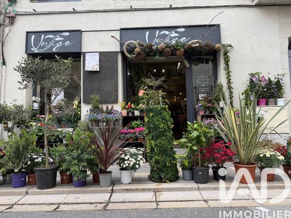 Cadeaux, Fleurs​ à vendre 91 m² Nîmes