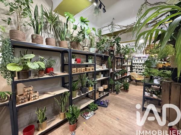 Cadeaux, Fleurs​ à vendre 91 m² Nîmes