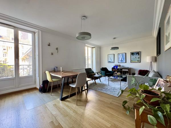 Appartement  3 pièce(s)  2 chambre(s)  68.49 m²