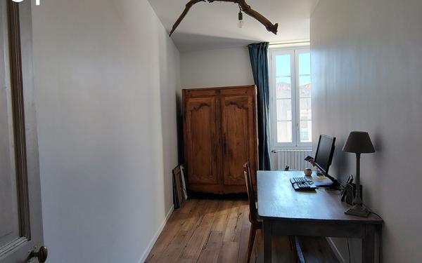 Maison à vendre    5 pièces •  Marennes