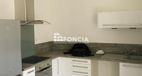 Location Appartement 2 pièces 42.02 m² - Saint-martin-d'hères 38400