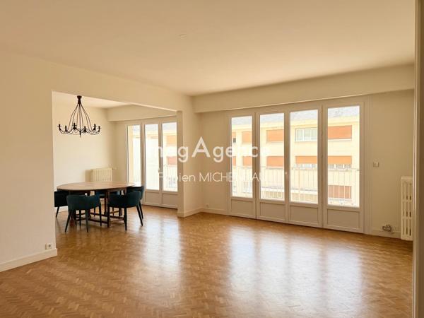 Appartement à CHOLET, 49300 - 5 pièces 115m²