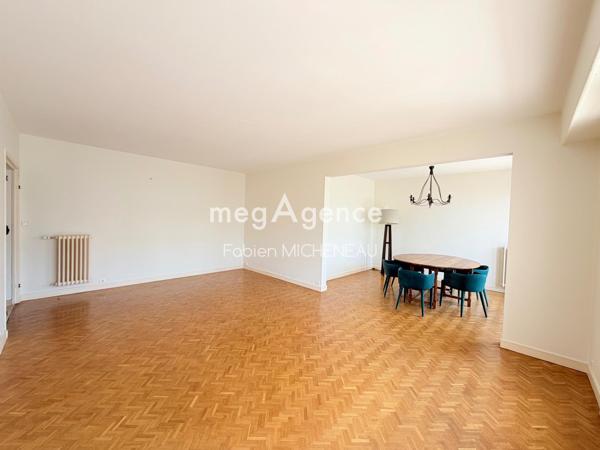 Appartement à CHOLET, 49300 - 5 pièces 115m²