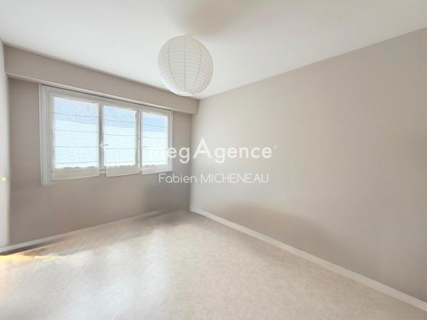 Appartement à CHOLET, 49300 - 5 pièces 115m²