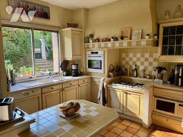 EXCLUSIVITE sur les hauteurs de VERNAISON belle maison de plain-pied de 125 m²