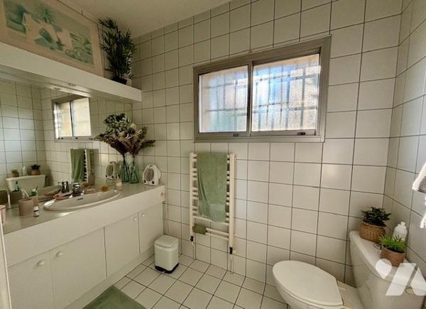 EXCLUSIVITE sur les hauteurs de VERNAISON belle maison de plain-pied de 125 m²