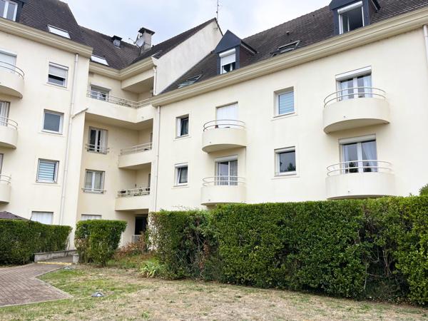 APPARTEMENT TYPE 3 avec balcon et Parking