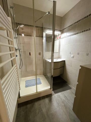 APPARTEMENT TYPE 3 avec balcon et Parking