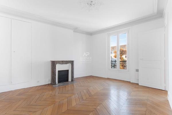 Appartement Saint Germain En Laye 3 pièce(s) 68.20 m2 €549 000 ** - Référence 17060