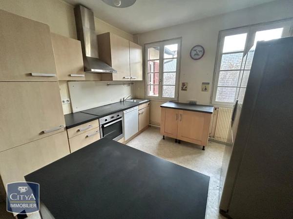 Appartement à louer 2 pièces 79m² Tulle (19000)