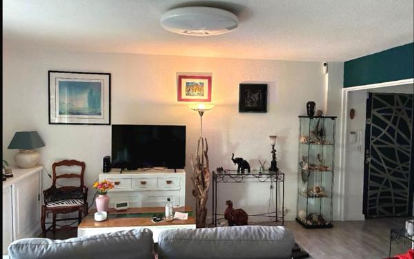 Appartement à vendre    3 pièces • 68 m2 Six-Fours-les-Plages