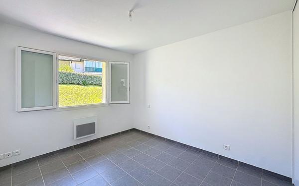 Appartement à vendre    3 pièces • 62 m2 Bidart