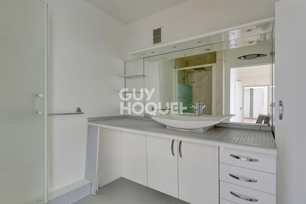 PARIS XVI, 2 CHAMBRES, AUTEUIL/MIRABEAU, 6ÈME ÉTAGE