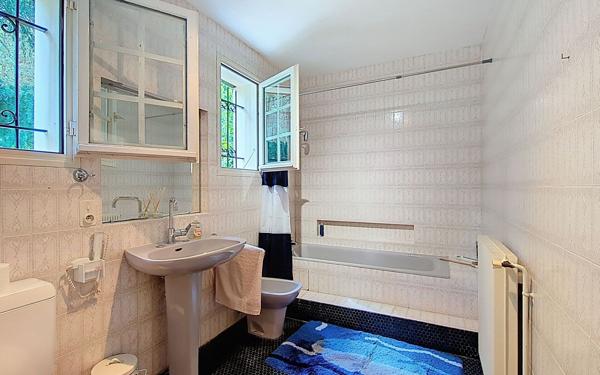 Maison à vendre    6 pièces •  Jurançon