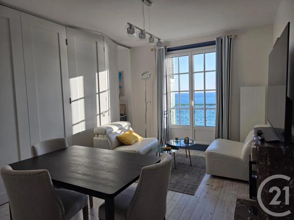 Appartement T2 à vendre  2 pièces - 52,57 m 2   DINARD  - 35