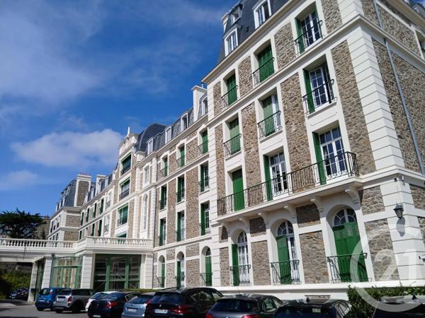 Appartement T2 à vendre  2 pièces - 52,57 m 2   DINARD  - 35